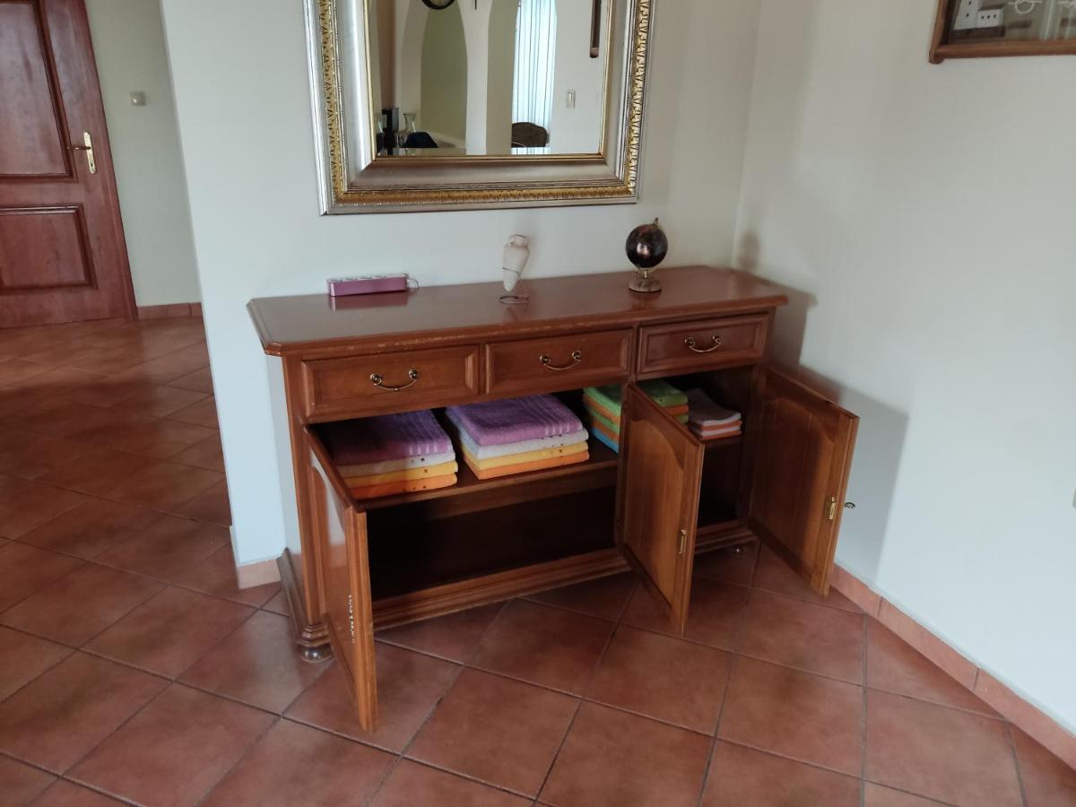 Nikolina Rab Apartments راب المظهر الخارجي الصورة